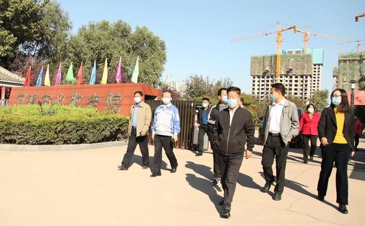 愿尊老愛老的傳統(tǒng)美德不斷的傳承、發(fā)揚、光大