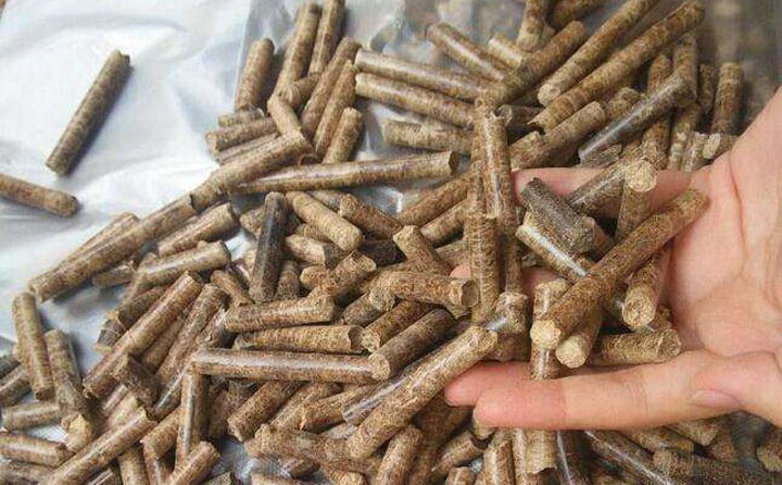 只需4個步驟就就讓農(nóng)作物秸稈 “變身”為新型綠色能源“木煤”，其優(yōu)異的性能甚至可以“叫板”傳統(tǒng)煤炭。